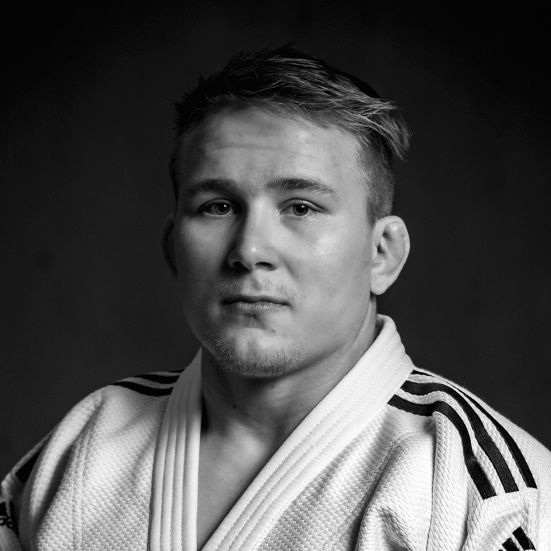 Aku Laakkonen neliö Aku Laakkonen