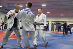 Valtteri Jokinen opettaa